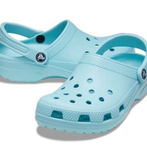 Crocs NWT blue size 8 Men’s size 10 Women’s